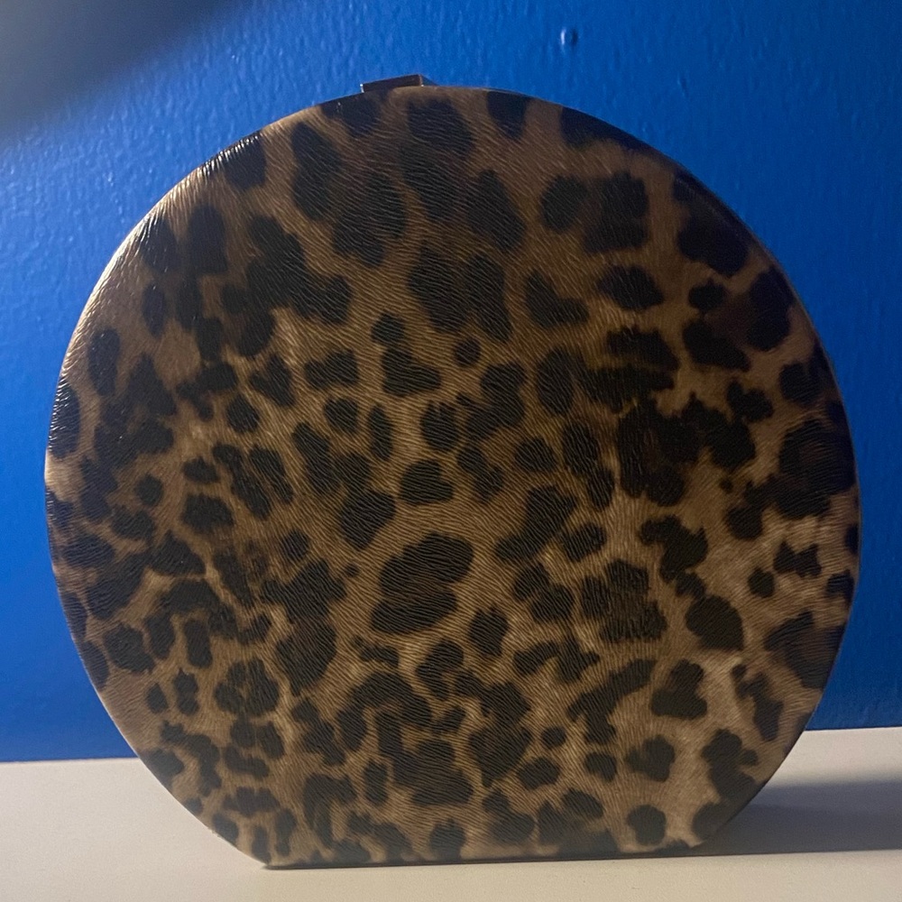 Leopard clutch with Gold closure